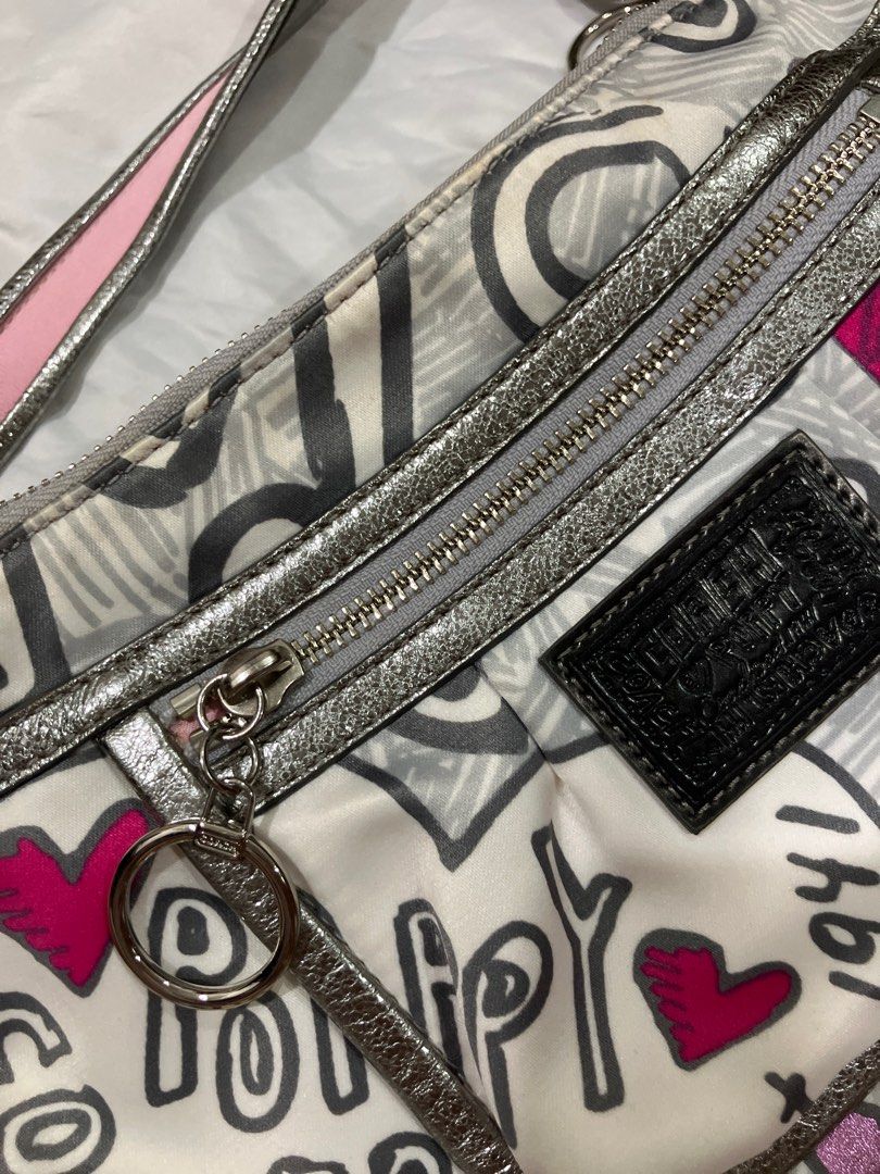 Coach Poppy Graffiti Shoulder Bag, Women's Fashion, Bags