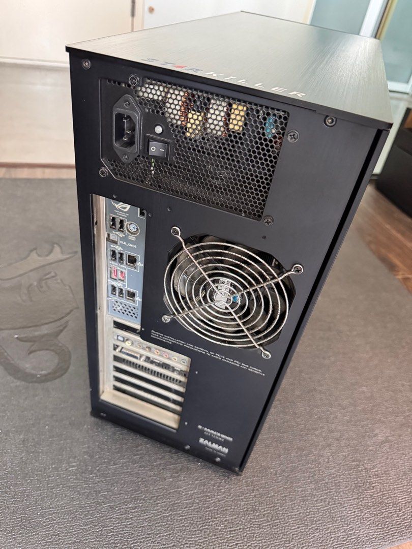 Computer Casing - ZMachine (Category: Computer Parts) located in Singapore. Submitted by st4rk1ller (Listing ID 1378027160, Image 3). Description: This is limited ZMachine casing for gaming.