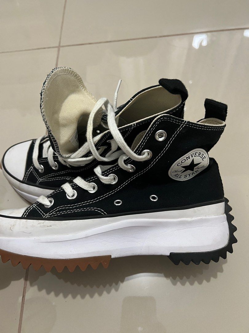 Converse Run Star Hike Hi Sneakers (Category: Sneakers) located in Dasmarinas. Submitted by jyraba (Listing ID 1378047058, Image 3). Description: Authentic Bought from Zalora for ₱5,154. Used 3-4 times only. Never washed/wet. Almost new. No flaws. Shoe ties just needed to be washed. Please see 2nd to the last photo for the exact size. .