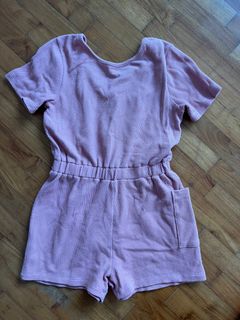 (Category: ) located in . Submitted by googoo28 (Listing ID 1377946129, Image 1). Description: .
