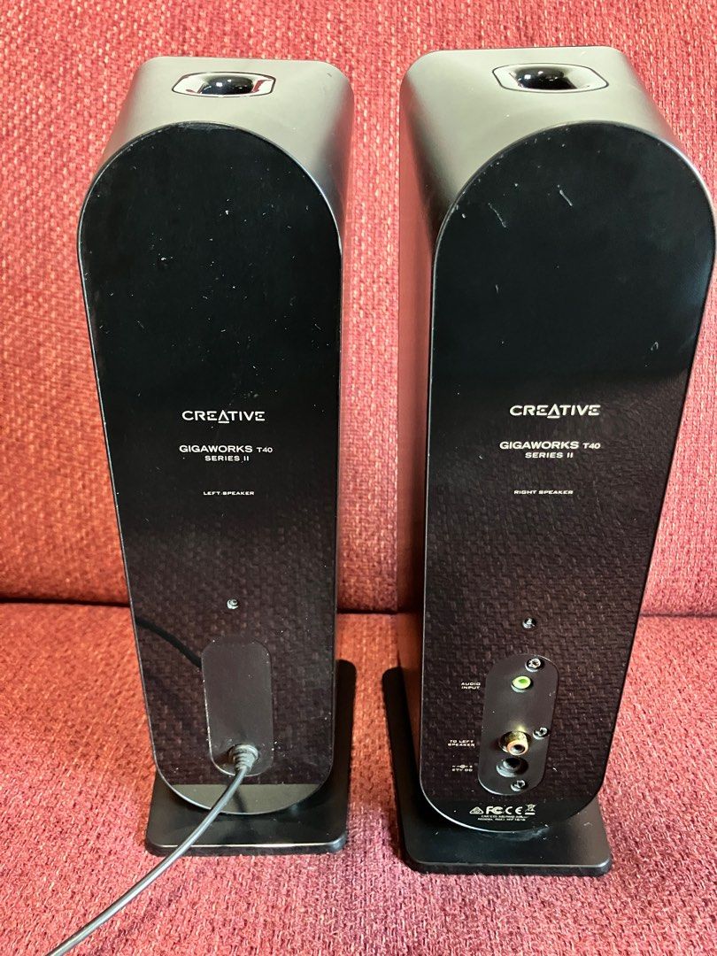 Creative desktop speaker system65561061195010114