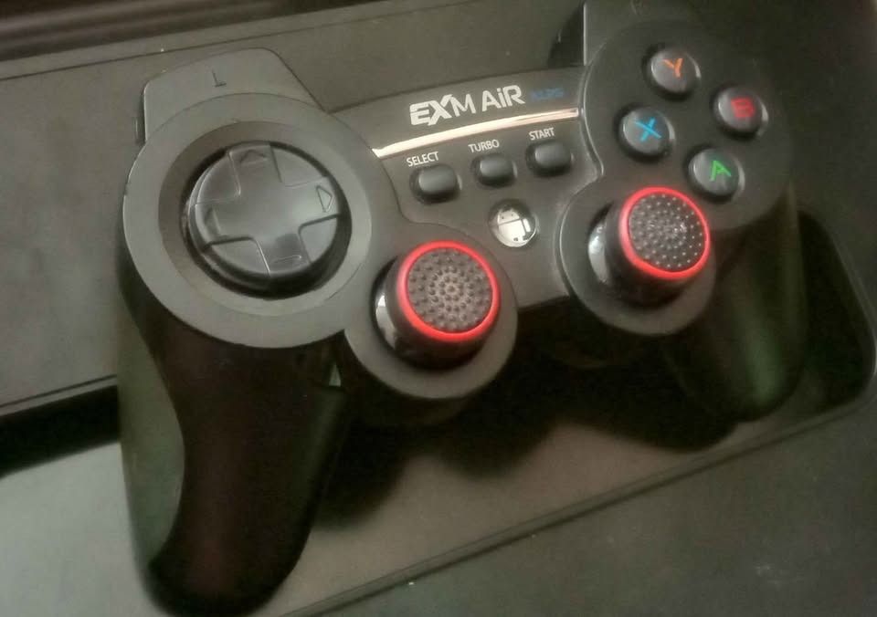 EXM AIR PC Android Ps3 controller (Category: Controllers) located in Quezon City. Submitted by potfishcake (Listing ID 1377991876, Image 2). Description: PC os :Windows 11 and 10 windows 8 / 7 / vista / xp / me /98 USB Port. Android mobile / PC / PS3 Support Weight : 190g, Battery: 600mAh(Use 10-12 hours) Dual vibration motors.equipped with rubber grip. Package Dimensions : 8.4 x 6.6 x 1.9 inches Item Weight : 1.35 pounds JOYTRON EX M AIR is the 