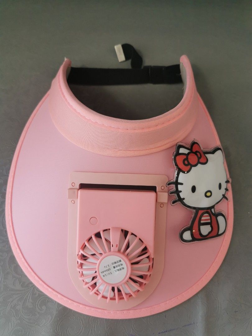 Fan sun hat (Category: Babies & Kids Fashion) located in Singapore. Submitted by 13569838ycc (Listing ID 1378034429, Image 1). Description: Rechargeable fan, can blow when wearing a hat..