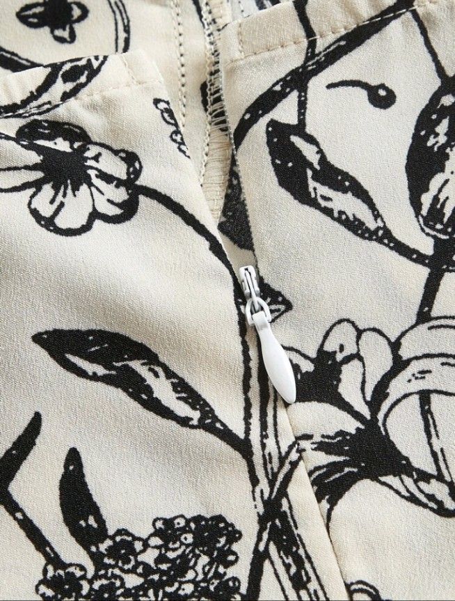 Floral Print Cami Dress (Category: Dresses) located in Cavite. Submitted by everythingwonn_ (Listing ID 1378002229, Image 3). Description: Used once only during graduation.