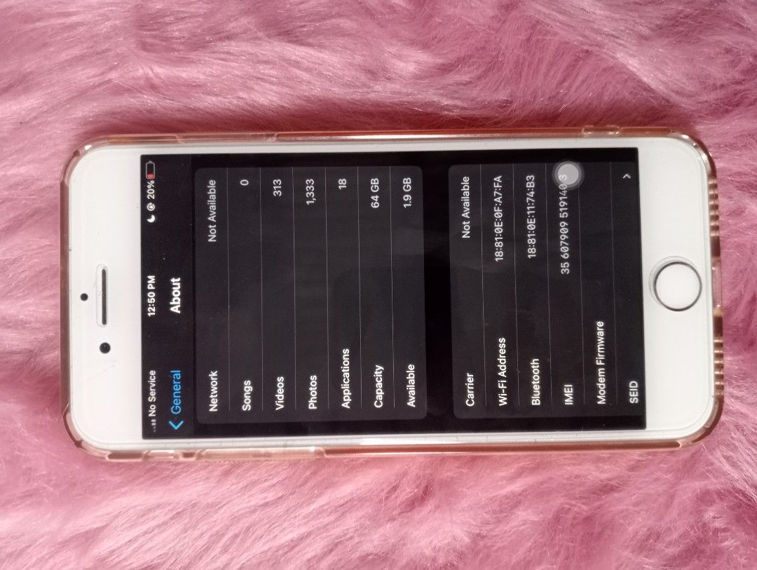 Fs Iphone 8 64 gb (Category: iPhone 8 Series) located in Santa Lucia. Submitted by maylenehagoot.1 (Listing ID 1378045484, Image 3). Description: Trutone✅ 100%✅ batt health makunat pa With 2 clear case and naka tempered na siya. No dents super makinis✅ Malinaw front and back cam✅ ISSUE Not working fingerprint Wifi used MOP: Gcash.