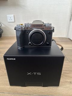 （分類：）位於 。 由 jchan113 提交（商品編號 1377967799，圖片 1）。簡介： 。