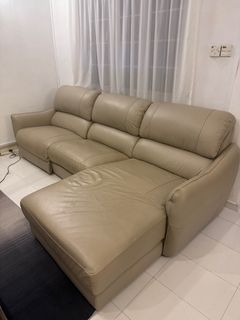 (Category: ) located in . Submitted by muahcheechee (Listing ID 1378104480, Image 1). Description: .