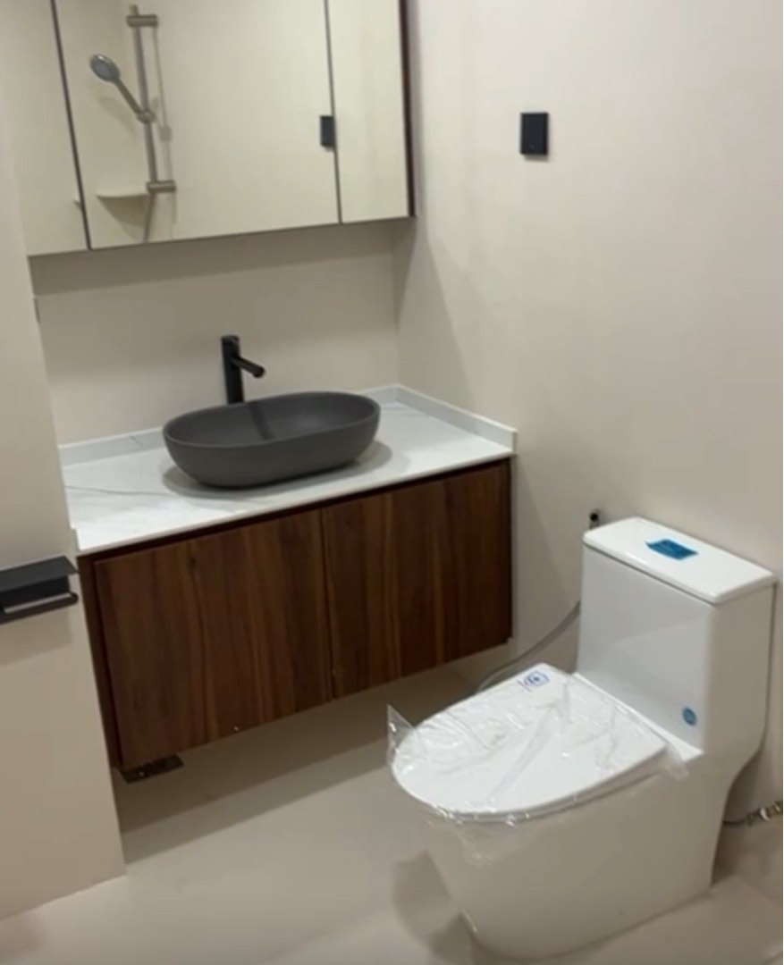 (Category: ) located in . Submitted by sgtiler (Listing ID 1378098522, Image 1). Description: .