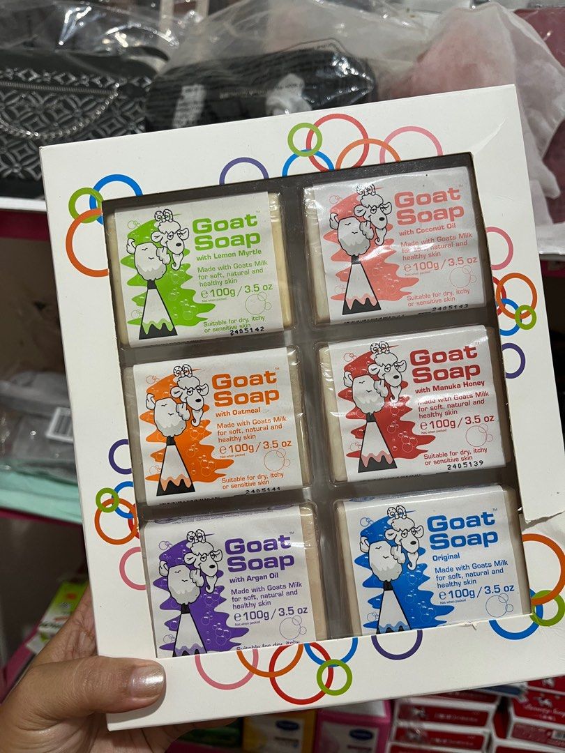 Goat milk soap from Australia (Category: Bath) located in Santiago. Submitted by melanyas.fab.finds (Listing ID 1378009244, Image 1). Description: Goat milk soap from Australia 6pcs assorted soap.