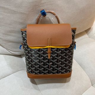 （分類：）位於 。 由 cchermesluxury 提交（商品編號 1378106542，圖片 1）。簡介： 。