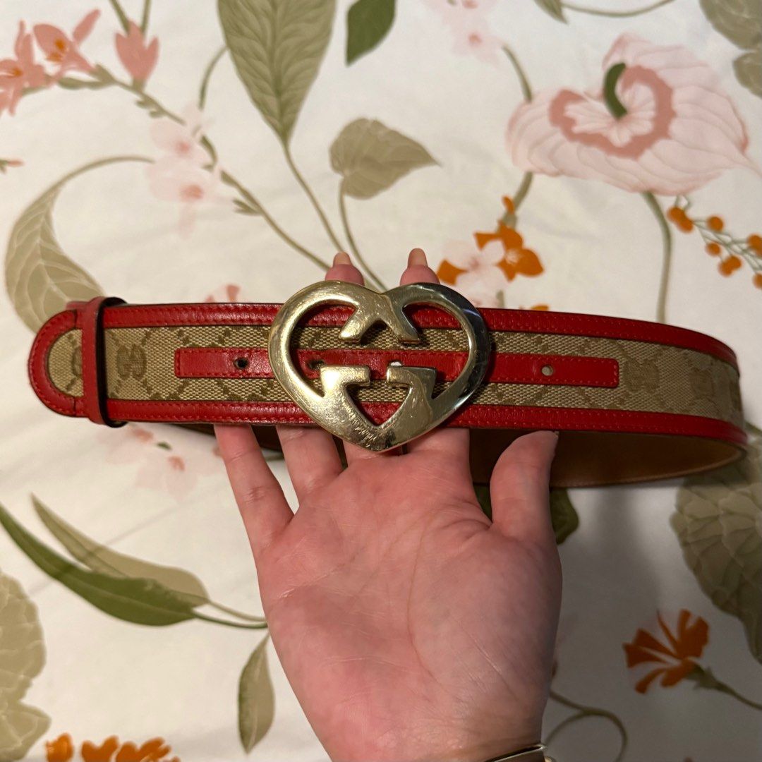Gucci GG Canvas Belt Heart (Category: Belts) located in Quezon City. Submitted by asapjimi (Listing ID 1378011645, Image 3). Description: Size 80 Bought for 40k Authentic with dustbag Issue on 4th pic– back side is bent/folded.