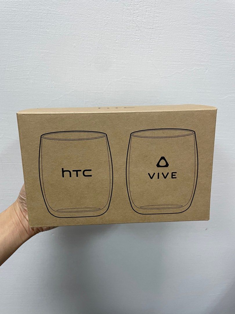 由 sunshinekiwi (刊登 ID 1378051615，圖片 3) 提交，位於 台北市 (Taipei) 的 HTC多彩環保對杯 宏達電股東會紀念品 (類別：浴室、廚房用品配件)，說明：。