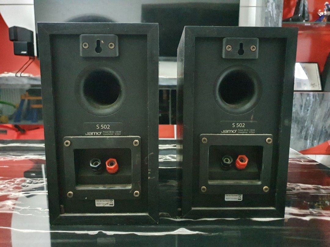 Jamo S 502 Speakers, Audio, Soundbars, Speakers & Amplifiers
