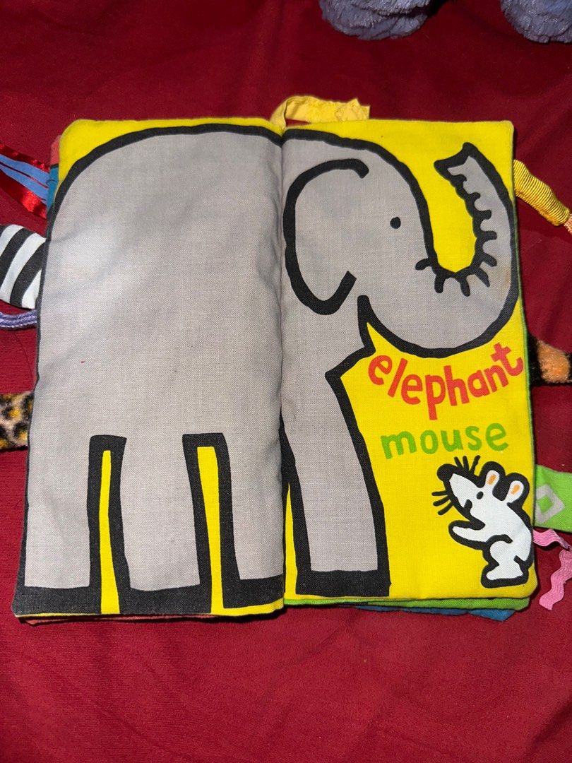 Jungly Tails Jellycat Soft Book (Category: Children's Books) located in Pasig City. Submitted by katplush_superlove (Listing ID 1378053962, Image 3). Description: What you see is what you get. Very cute in real life just well used. Payment first. Actual pictures posted. .