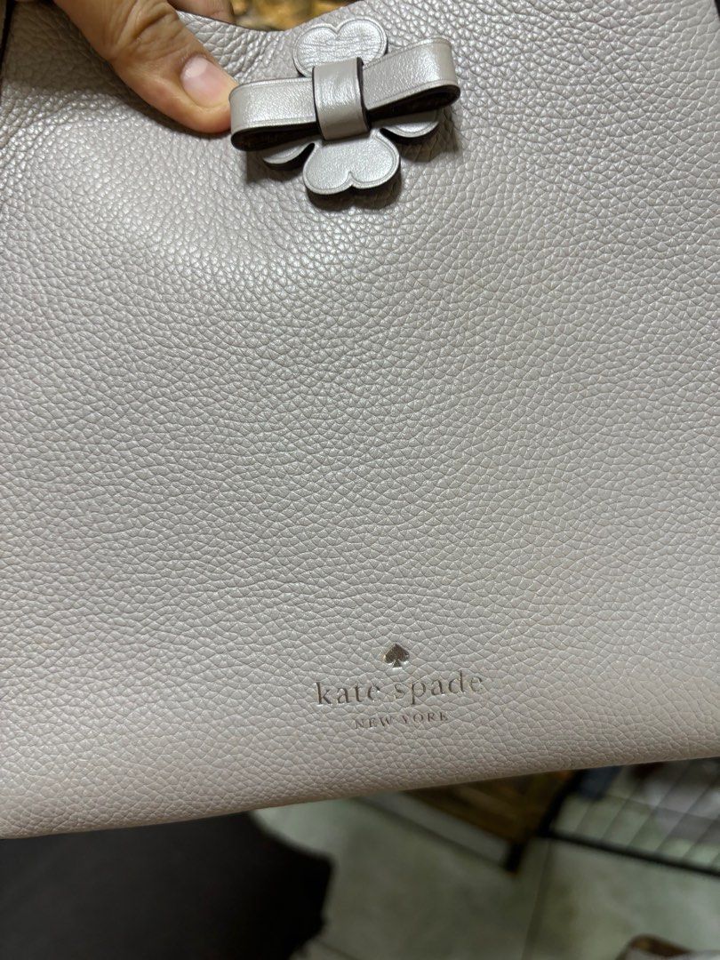 KS Talia Small Triple Compartment Satchel (Category: Luxury Bags & Wallets) located in Caloocan City. Submitted by maxsshopzter (Listing ID 1320108720, Image 3). Description: .