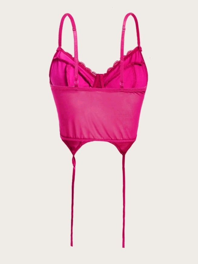 Lace Bustier Crop top (Category: Sleeveless) located in Cavite. Submitted by everythingwonn_ (Listing ID 1378002586, Image 2). Description: Only used once It has boning.