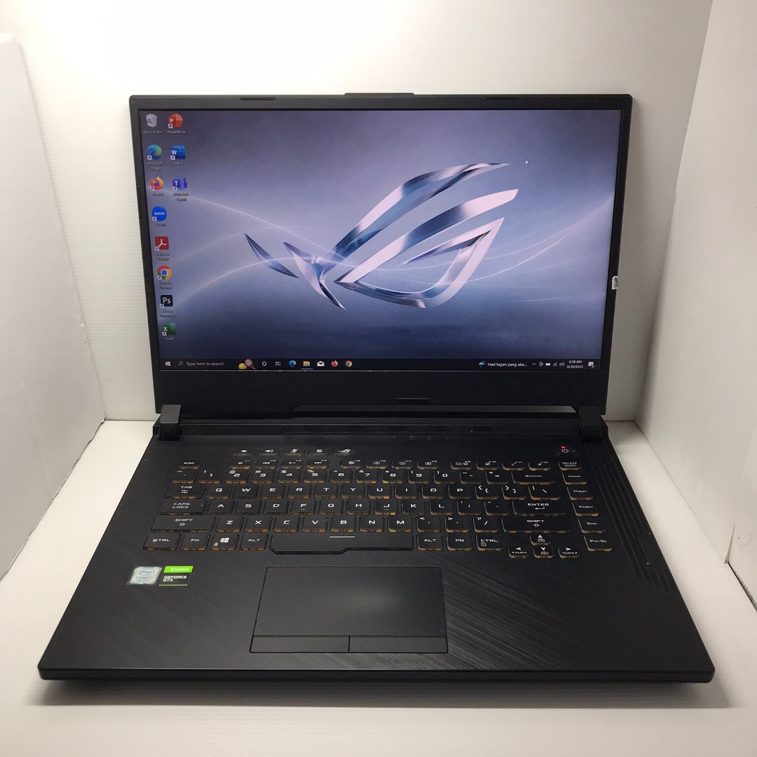 Laptop Gaming ASUS ROG 15 Inch