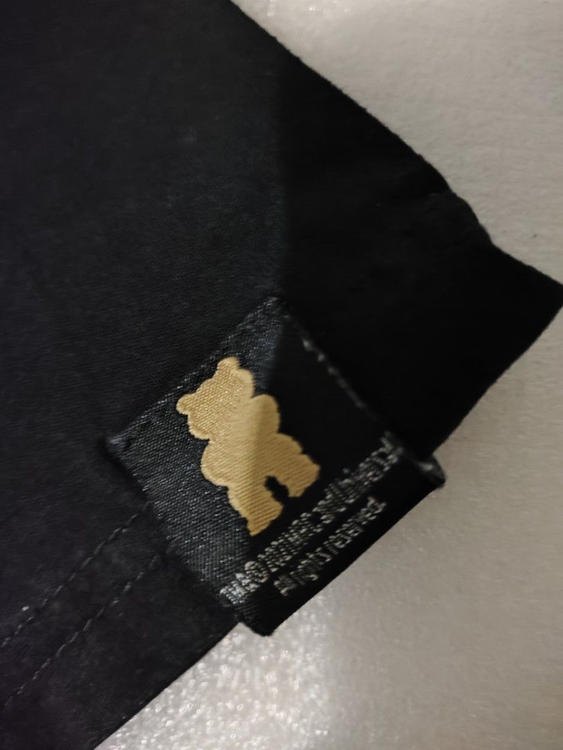 LEGALIZED TED TEE (Category: Tshirts & Polo Shirts ) located in Makati City. Submitted by nthy06 (Listing ID 1378100884, Image 2). Description: LEGALIZED TED TEE (20X27) 9/10 COLOR RATE MINOR LUKOT LANG SA NECKLINE STILL IN GOOD CONDI.