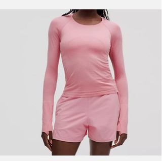 (Category: ) located in . Submitted by buyclothesrepeat (Listing ID 1378063953, Image 1). Description: .