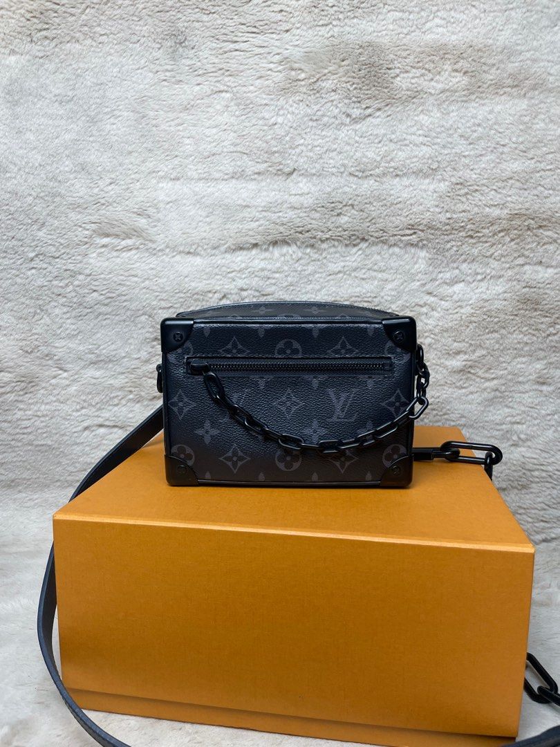 LV Soft Trunk Mini (Category: Luxury Bags & Wallets) located in Las Pinas. Submitted by vinalcantara (Listing ID 1378102190, Image 2). Description: For Sale / Trade !! LV Soft Trunk Mini Rank SA / Complete with receipt Php 100,000 (SRP 200,000 Will send detailed pics upon request ✔️ 📍 Loc/Meet ups: Las Piñas 💸 PNB/BDO or Gcash 🚚 Lalamove/LBC ✔️ Unli vouch and legit check @Prynne_sole on IG! Dm to purchase!.