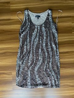 (Category: ) located in . Submitted by ms_petiteshopaholic (Listing ID 1378027355, Image 1). Description: .
