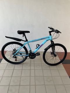 (Category: ) located in . Submitted by giant99bike (Listing ID 1378016137, Image 1). Description: .