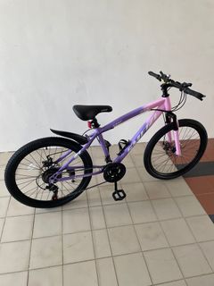 (Category: ) located in . Submitted by giant99bike (Listing ID 1378016333, Image 1). Description: .