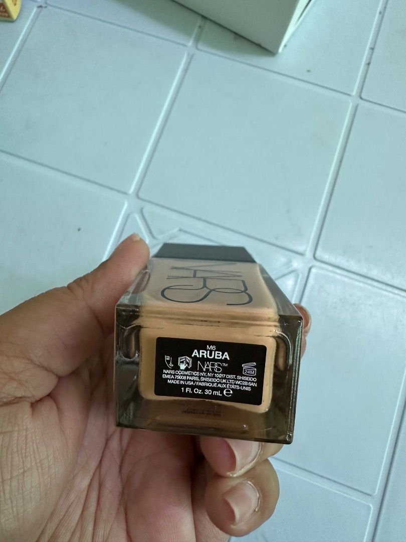 NARS Light Reflecting Foundation - Medium 6 - Aruba (Category: Makeup) located in Davao. Submitted by rienne2121 (Listing ID 1378027603, Image 3). Description: JUST A STEP BELOW BRAND NEW! Used 3 pumps only for shade matching. FREE SHIPPING! NARS Light Reflecting Foundation Medium 6 - Shade Aruba Bought at NARS Harbour City Mall, Hong Kong 🇭🇰 (with proof) Current Price in PH: 2950 (As of July 1, 2025) RFS: Bought the wrong shade Mode of Payment