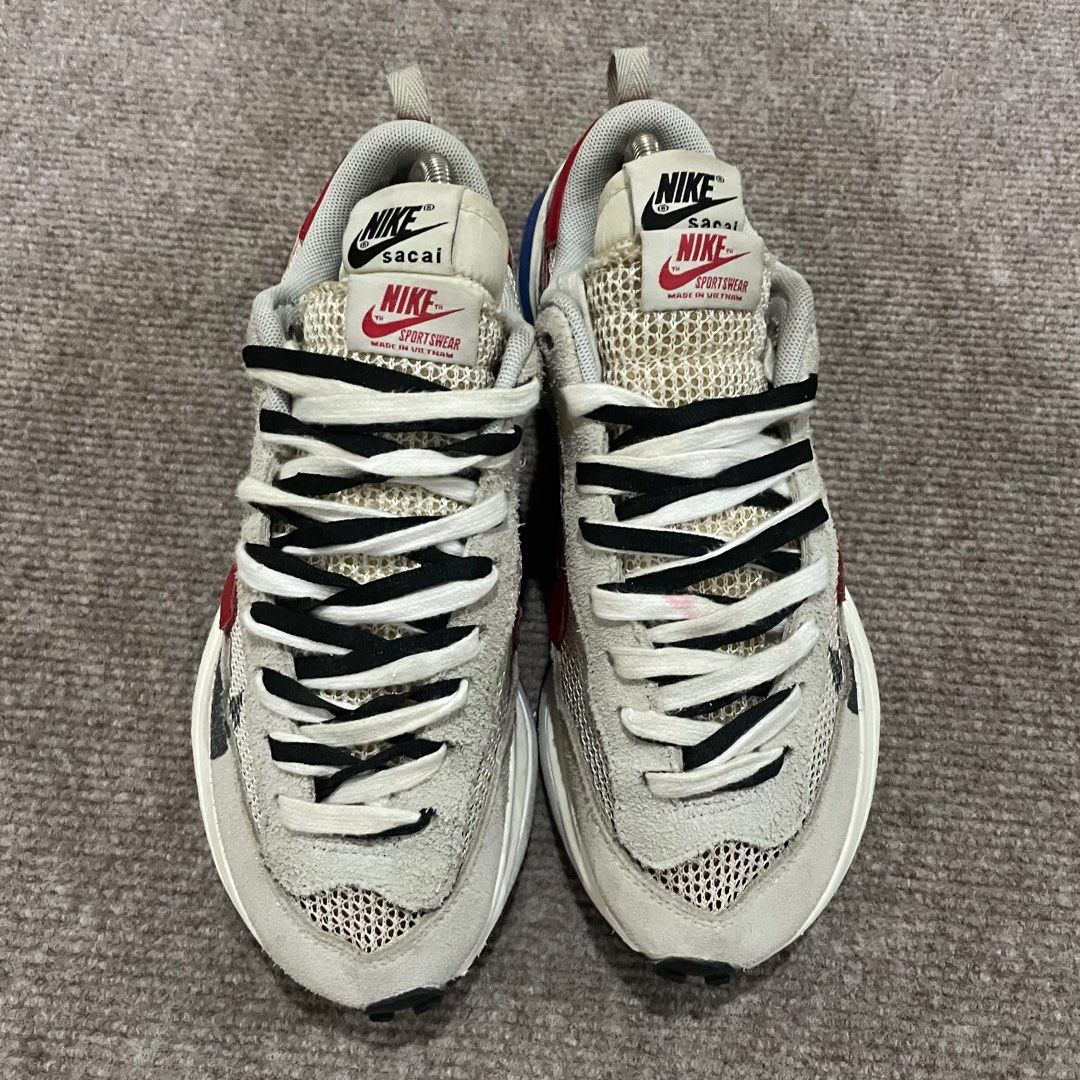 Nike Sacai VaporWaffle (Category: Sneakers) located in Davao. Submitted by 082archive (Listing ID 1378025532, Image 3). Description: Excellent condition 7US/25CM.