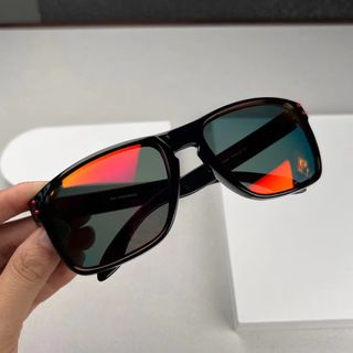 (Category: ) located in . Submitted by global_mart (Listing ID 1378029942, Image 1). Description: .