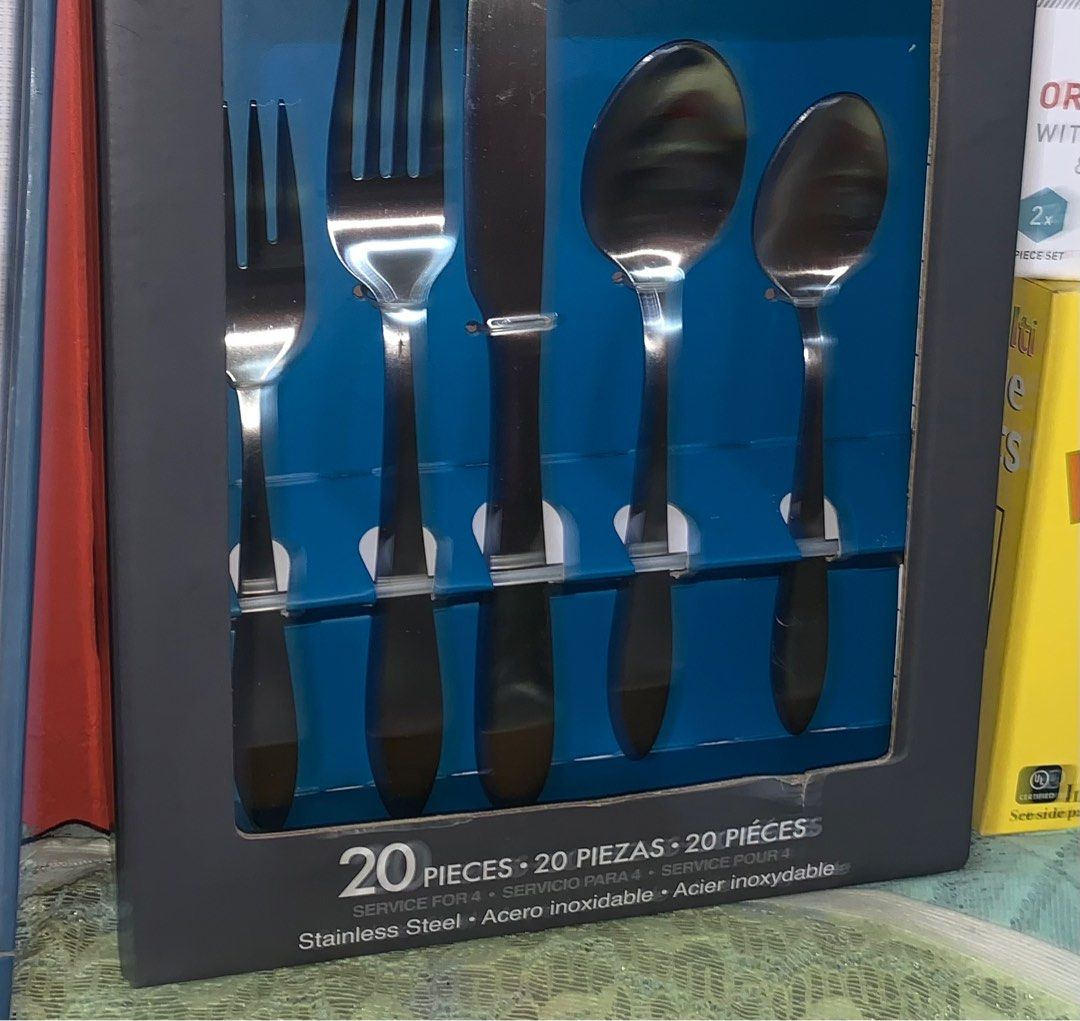 Oneida flatware (Category: Dinnerware & Cutlery) located in Cebu City. Submitted by jerianix (Listing ID 1378116238, Image 2). Description: Oneida flatware Stainless steel 20pcs From us package 📩.