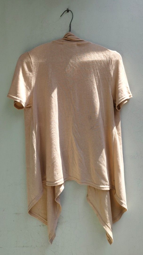 Outer (Kategori: Baju Luaran) berada di Jakarta Barat. Dikirim oleh putrianugrah (ID iklan 1377987890, Gambar 3). Deskripsi: .