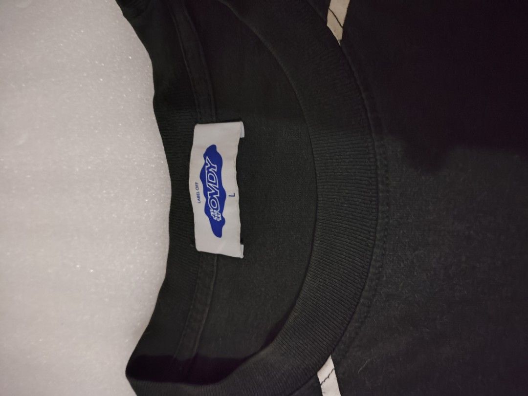 OVDY CAR TEE VIBES (Category: Tshirts & Polo Shirts ) located in Makati City. Submitted by nthy06 (Listing ID 1378098607, Image 3). Description: OVDY BLACKENED CAR TEE VIBES (22X28) SIZE L ON TAG 9/10 COLOR RATE NO ISSUE VERY GOOD CONDITION.