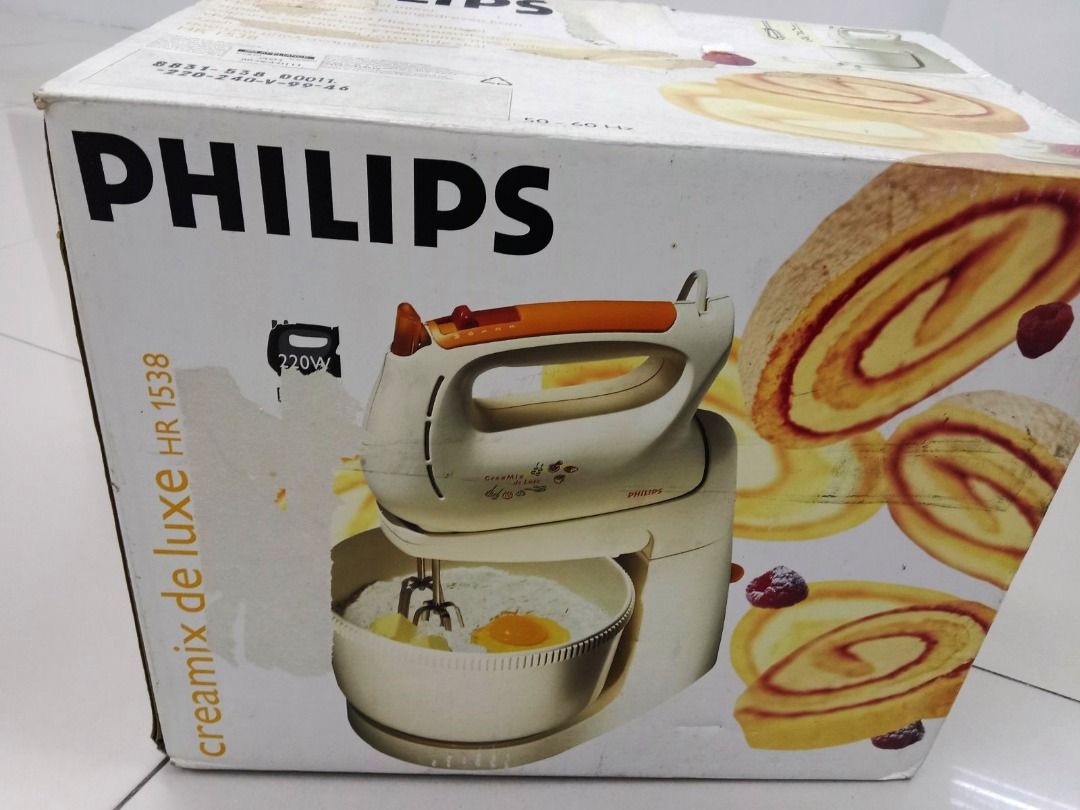 Philips Hand Mixer HR1538(creamix de luxe) (Category: Bakeware) located in Mandaluyong City. Submitted by greatbargains-1 (Listing ID 1377993635, Image 2). Description: HR 1538 Philips Creamix de luxe mixer is perfect for preparing homemade cakes, pies and bread. It features a 220 watts and 3 speed settings and comes with stainless steel beaters and dough hooks for mixing and kneading. .