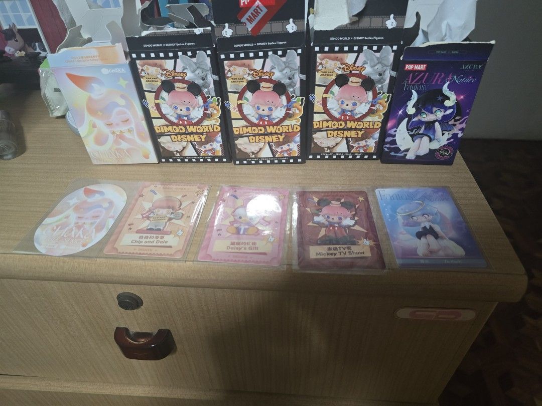 Popmart bundle 5 pcs (Category: Designer & Blind Box Toys) located in Caloocan City. Submitted by redizaki (Listing ID 1378092138, Image 2). Description: with opened box and card.