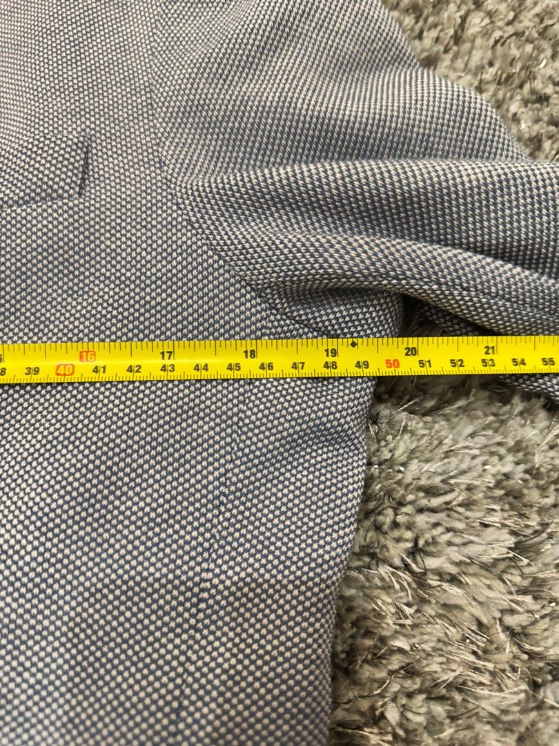 Pre-Owned Zara Blue Coat (Category: Coats, Jackets and Outerwear) located in Mandaluyong City. Submitted by 25thdan_ (Listing ID 1378098858, Image 3). Description: Zara Blue Coat Size Medium In good condition Decluttering sale.