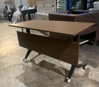(Category: ) located in . Submitted by furnituresalestore (Listing ID 1377974306, Image 1). Description: .
