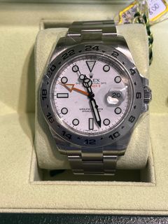 (Category: ) located in . Submitted by royal_collections (Listing ID 1377958442, Image 1). Description: .