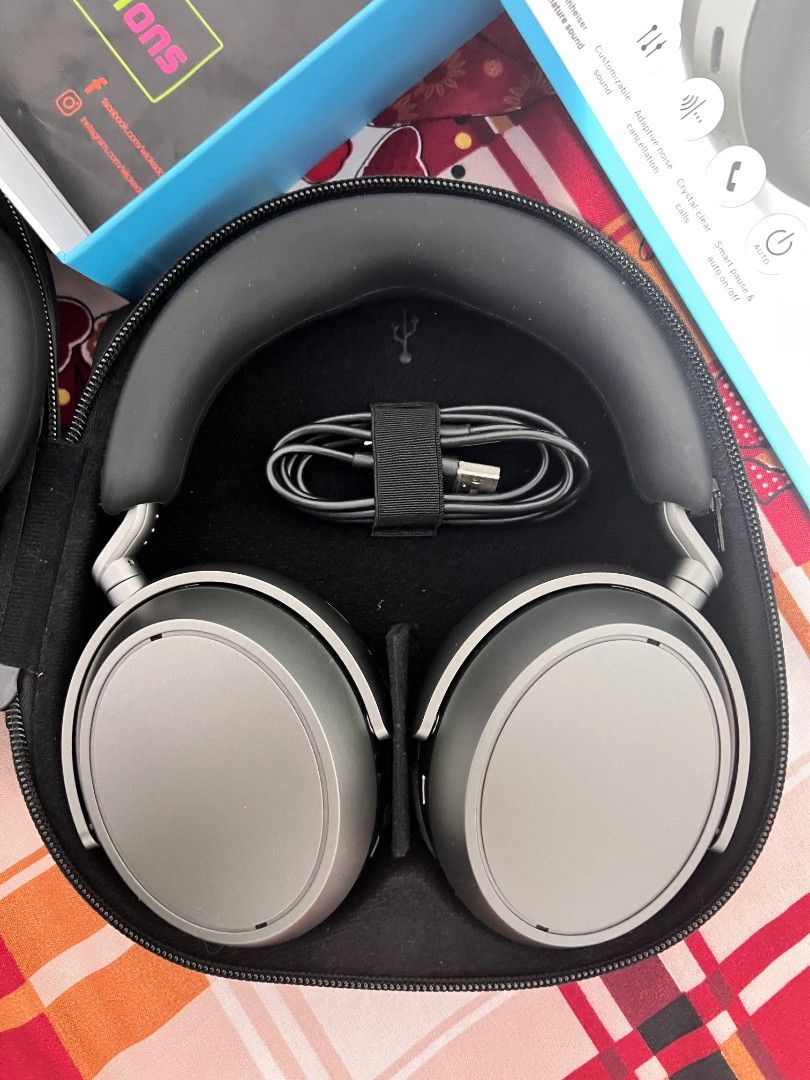 Sennheiser Momentum 4 (Category: Headphones & Headsets) located in Manila. Submitted by totoong.posaaa (Listing ID 1378118901, Image 2). Description: Used only twice since may sony pa akong headphone. Inclusion: - Lahat ng included sa original package (box, headphone case, type c charger cable, airplane adapter, and manual) - WICKED cushion earpads - BTD600 bluetooth dongle (high res audio quality for phone or laptop) - Silicon cover for earpads 