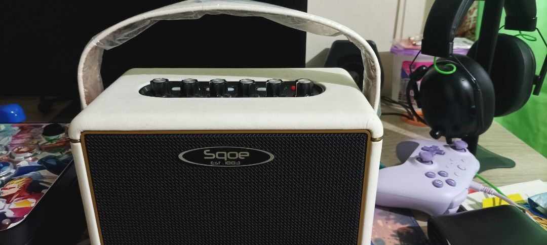 SQOE S4 Guitar Mini Amplifier (Category: Soundbars, Speakers & Amplifiers) located in Rizal. Submitted by bmbrondial (Listing ID 1378051804, Image 2). Description: ◆ 10W output power ◆ Support OTG live broadcast, internal recording ◆ Clean sound, overload, distortion, heavy metal, chorus, flange, reverb, echo, play a variety of effects ◆ Guitar input interface, microphone input interface ◆ Can connect to Bluetooth ◆ S4 APP download.