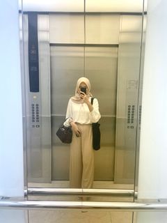 (Kategori: ) berada di . Dikirim oleh thriftbydhilay (ID iklan 1377967241, Gambar 1). Deskripsi: .