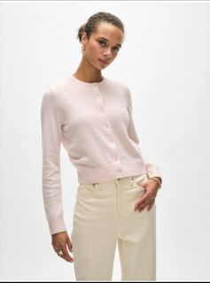 (Kategori: ) berada di . Dikirim oleh reborn_uniqlosecondstore (ID iklan 1378038704, Gambar 1). Deskripsi: .