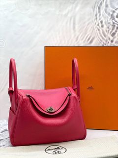 (Category: ) located in . Submitted by redrabbitluxury_singpore (Listing ID 1377982920, Image 1). Description: .