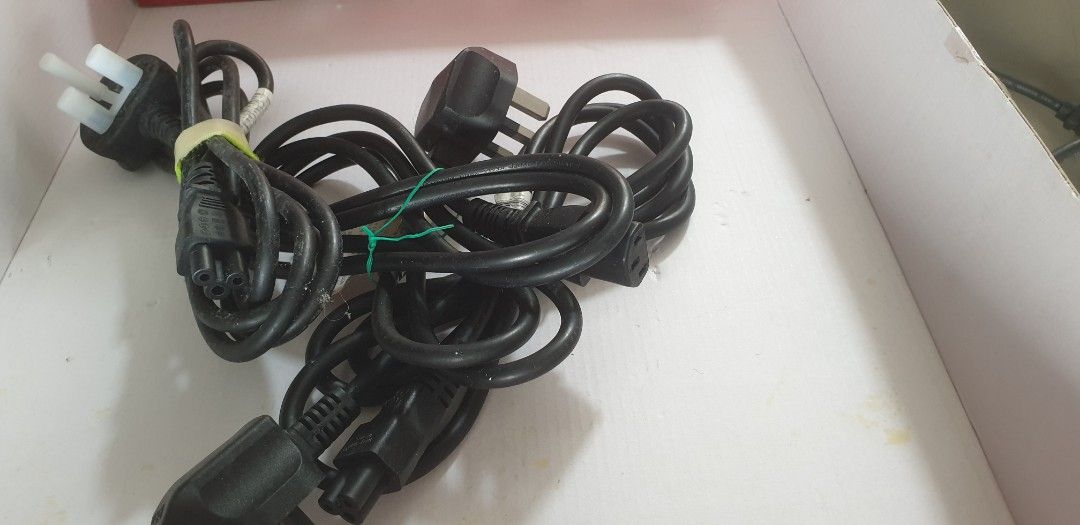 Various power cables63221785357057110