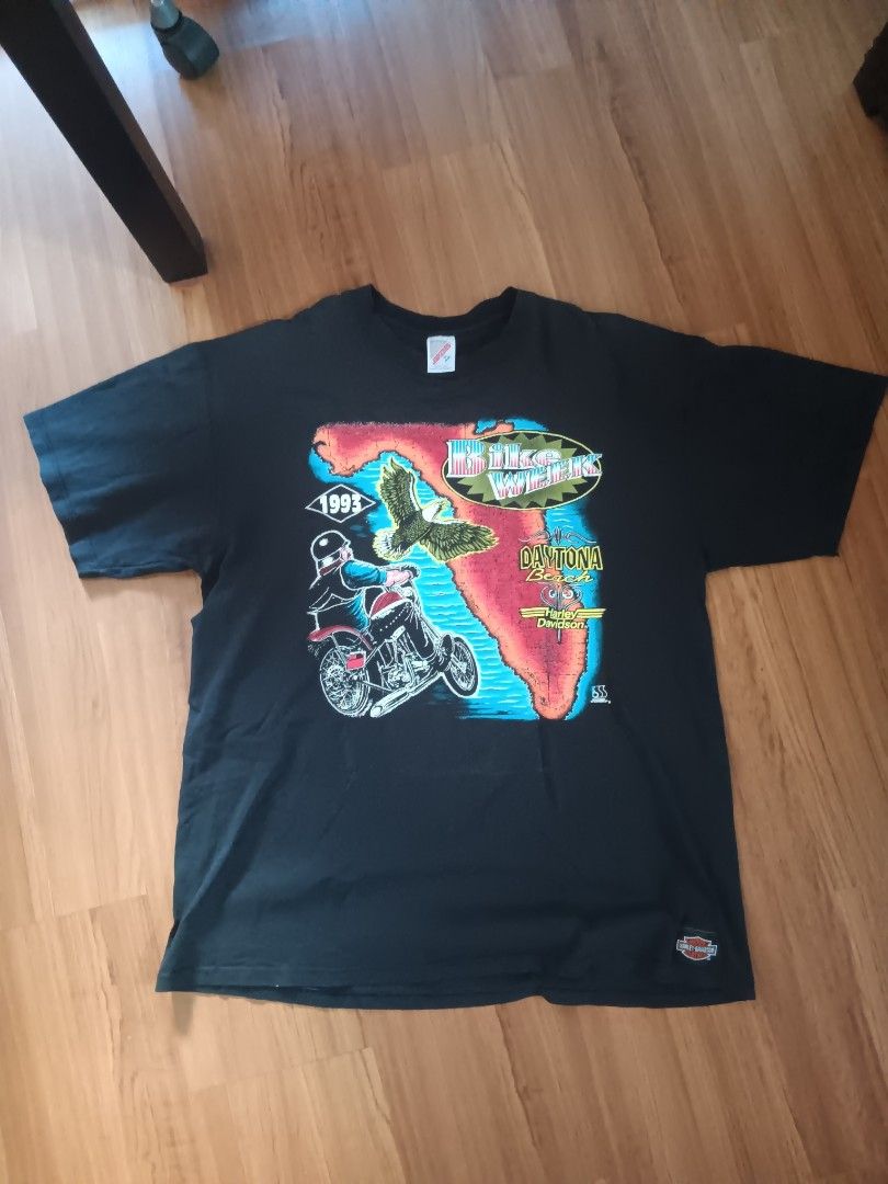 Vintage 1993 Harley Davidson T-Shirt (Category: Tshirts & Polo Shirts) located in Singapore. Submitted by ratryyyyy (Listing ID 1377948137, Image 3). Description: Rare Jerzees Tag Sick Colourway.