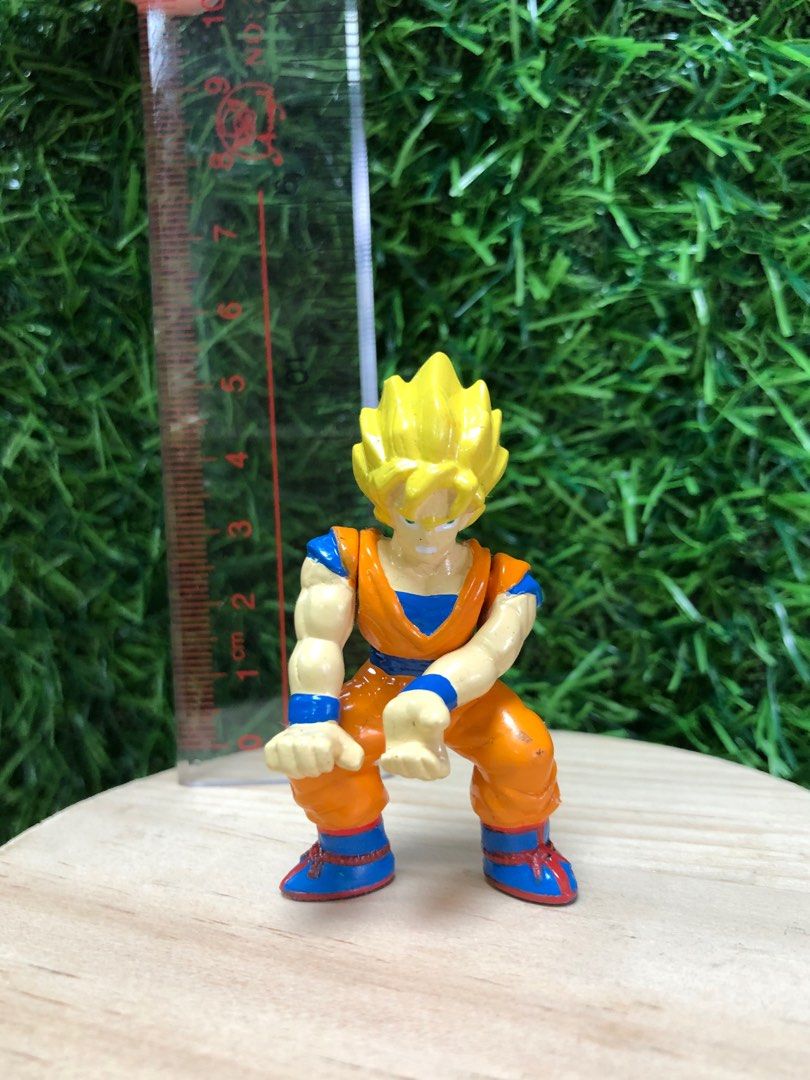 【特價】 絕版龍珠擂台Vintage DragonBallZ （分類：手辦雕像）位於 Hong Kong。 由 vivicccong 提交（商品編號 1377976257，圖片 5）。簡介： 【絕版Vintage龍珠套裝】龍珠擂台戰士 📍1995年絕版萬代龍珠figures，Vintage中古收藏品完美主義者勿擾 可dm發細節圖 配件同說明書都有 sf到付或者mtr夾時間交收。