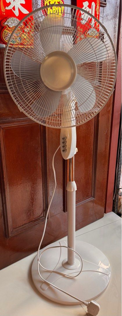 White Fan