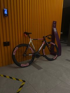 (Category: ) located in . Submitted by chapalangbicycles (Listing ID 1377976962, Image 1). Description: .