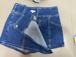 （分類：）位於 。 由 bbmoon99 提交（商品編號 1379902470，圖片 1）。簡介： 。
