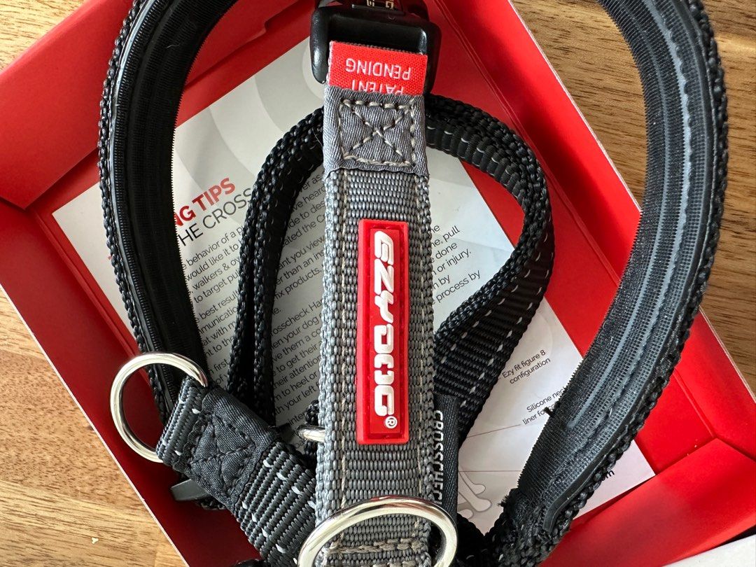 new EzyDog cross check training harness, 寵物用品, 寵物家品